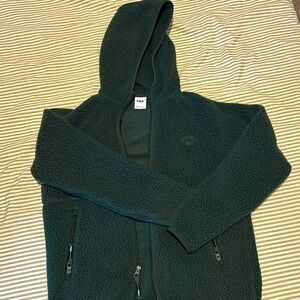 Aritzia TNA Fleece